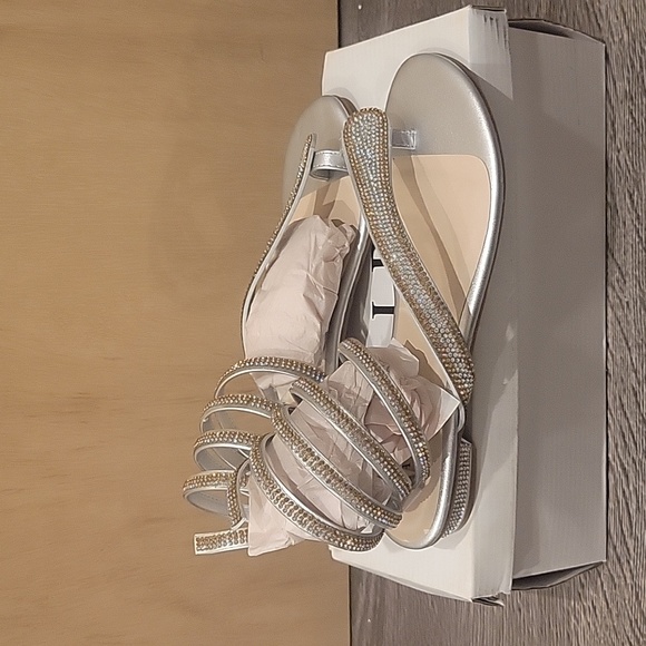 Akira Sandals - Picture 4 of 5